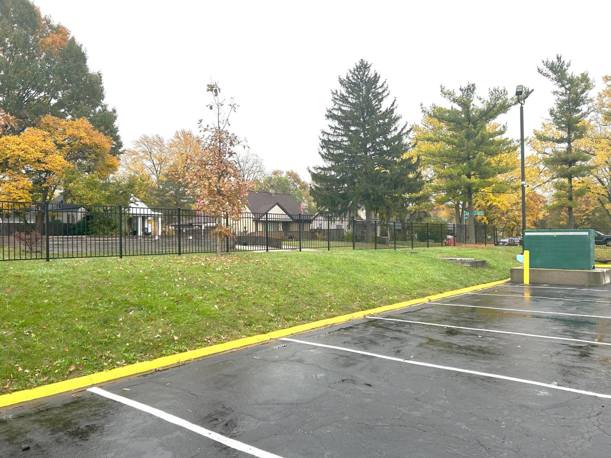 Baymont Inn And Suites By Wyndham Columbus / Near Osu Exterior photo