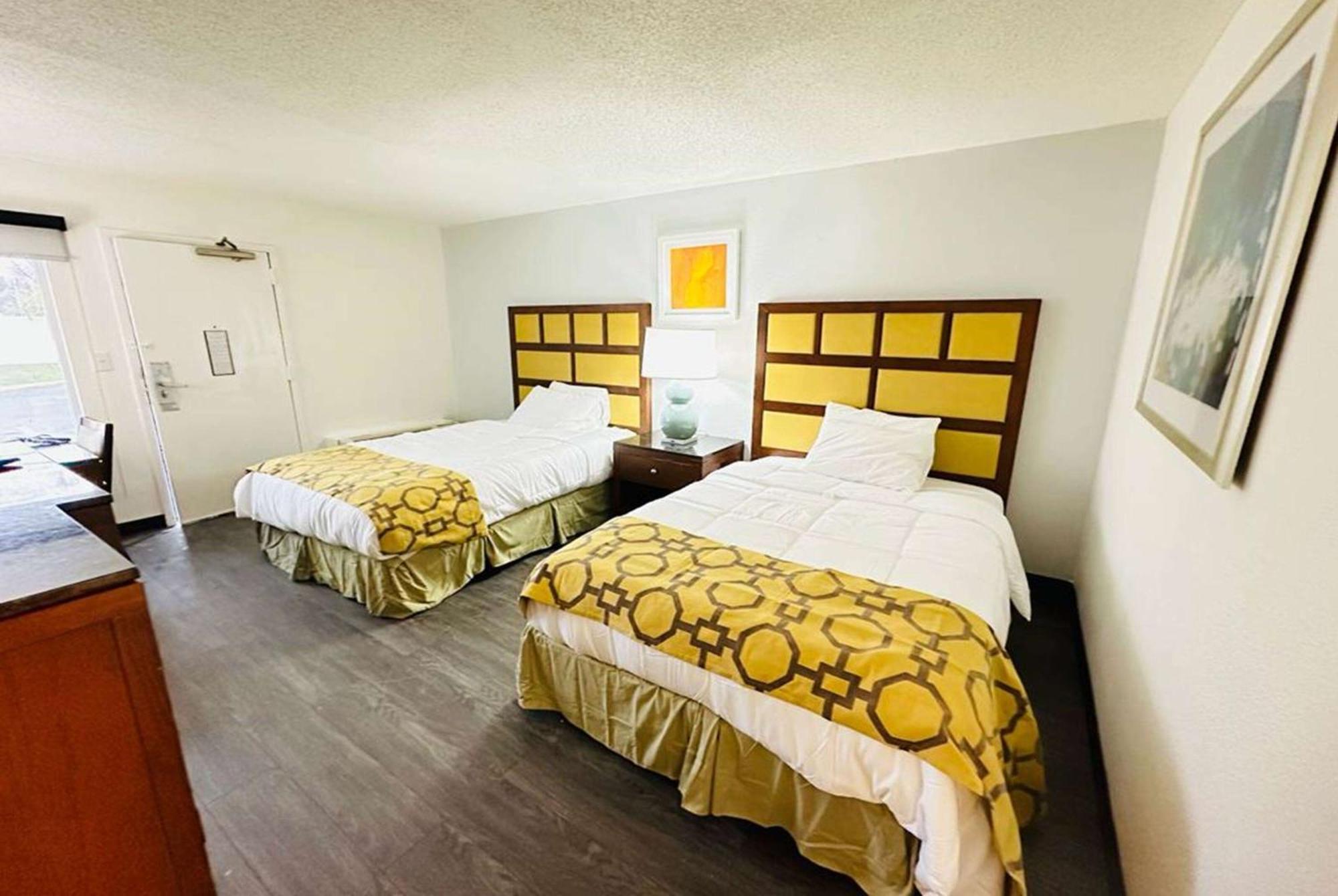 Baymont Inn And Suites By Wyndham Columbus / Near Osu Exterior photo